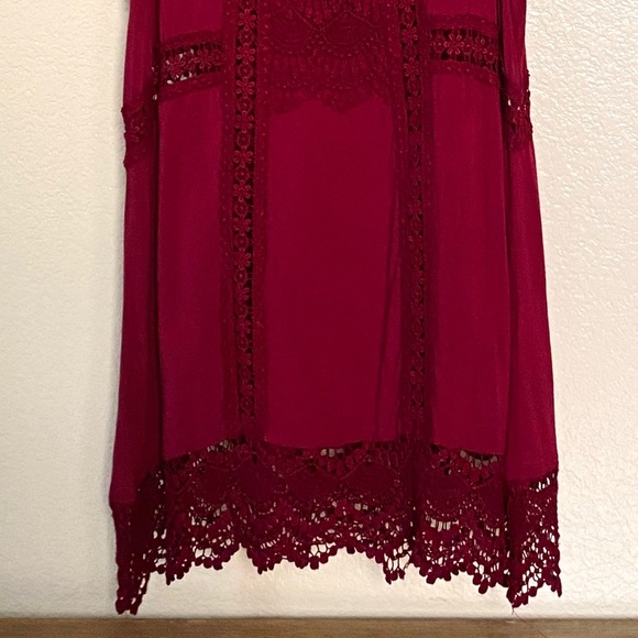 Pink Tank With Lace - Picture 2 of 2